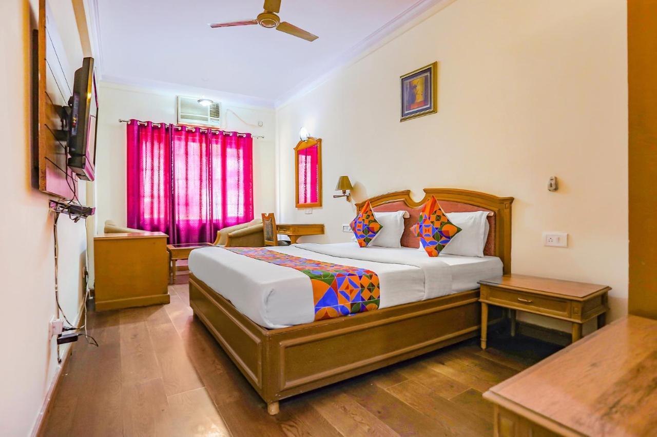 Fabhotel Altus Γκουργκάον Εξωτερικό φωτογραφία