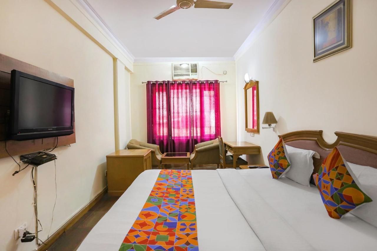 Fabhotel Altus Γκουργκάον Εξωτερικό φωτογραφία