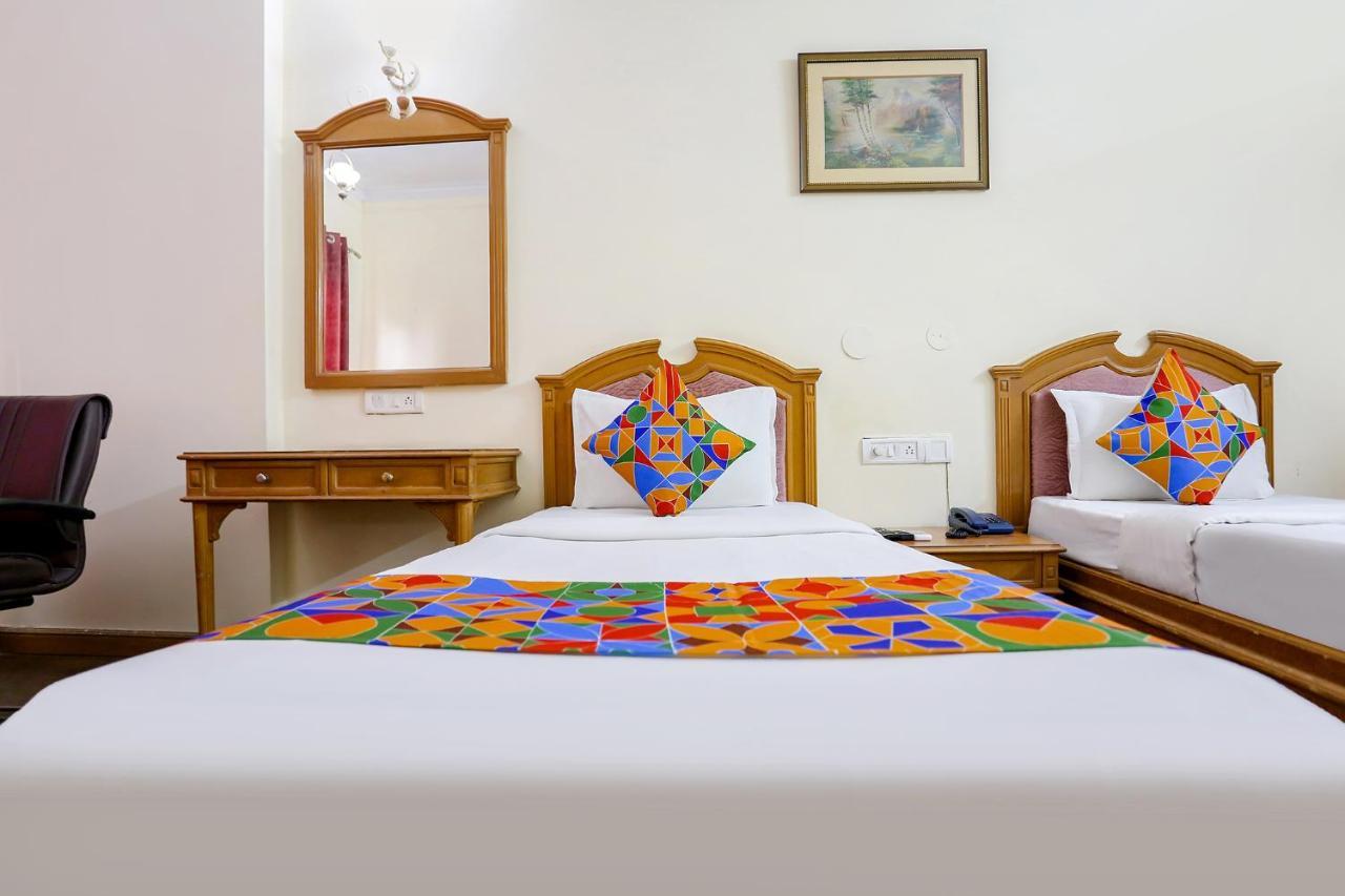 Fabhotel Altus Γκουργκάον Εξωτερικό φωτογραφία