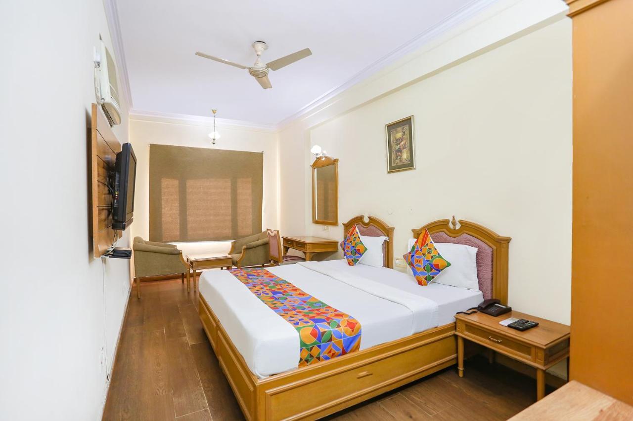 Fabhotel Altus Γκουργκάον Εξωτερικό φωτογραφία